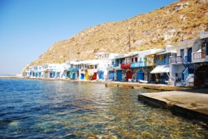 ρομαντικοί προορισμοί στην Ελλάδα δίπλα στη θάλασσα