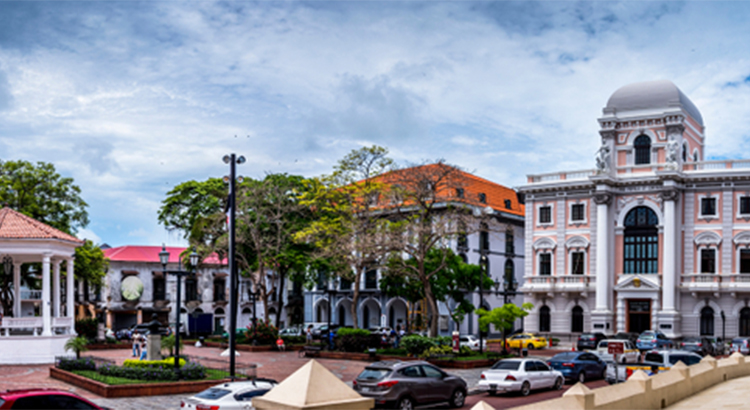 Plaza de la Independencia, ένα από τα μέρη που πρέπει να δεις στο Panama City