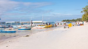 5 καλύτερες παραλίες στις Φιλιππίνες_Φωτογραφία Alona Beach - Panglao